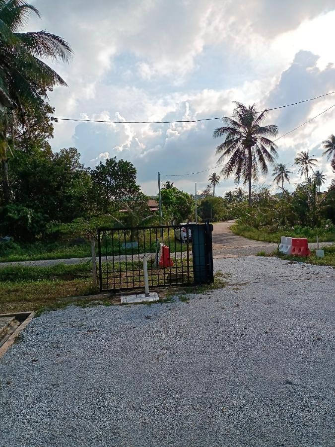 Ummi'S Homestay Kuala Besut Kampong Baru المظهر الخارجي الصورة