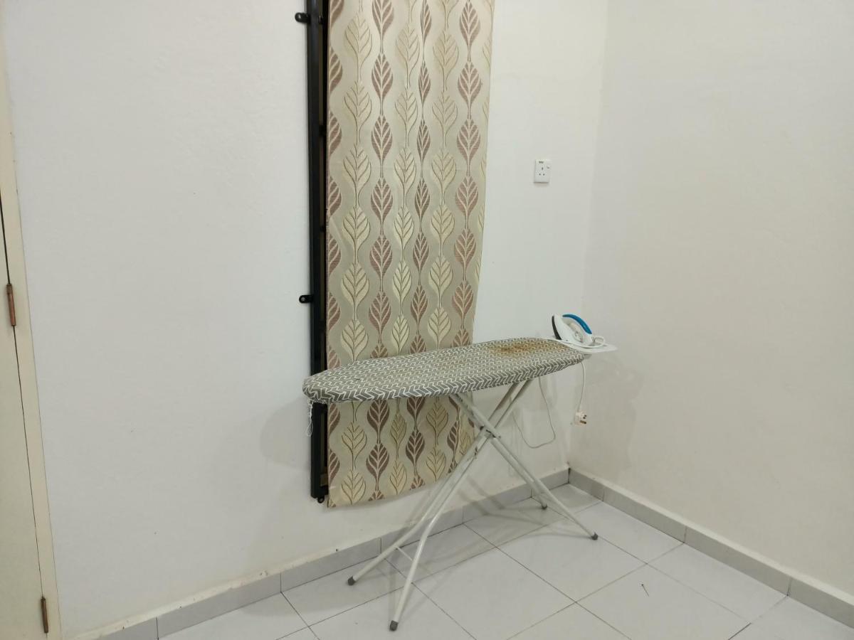 Ummi'S Homestay Kuala Besut Kampong Baru المظهر الخارجي الصورة